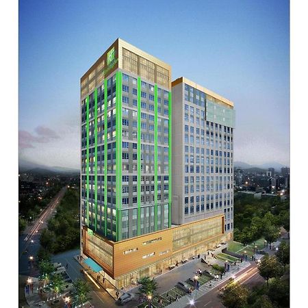 Holiday Inn Ulaanbaatar By Ihg Dış mekan fotoğraf